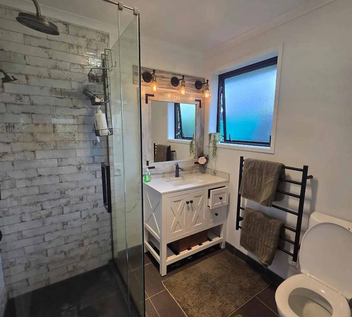 Bethlehem Home, Plus Self Contained Apartment Tauranga Vila