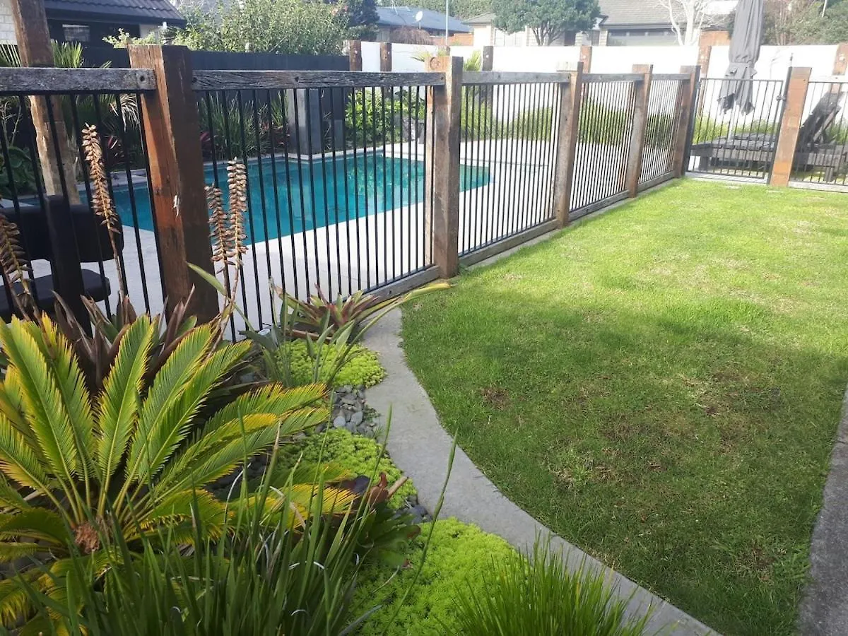 Bethlehem Home, Plus Self Contained Apartment Tauranga